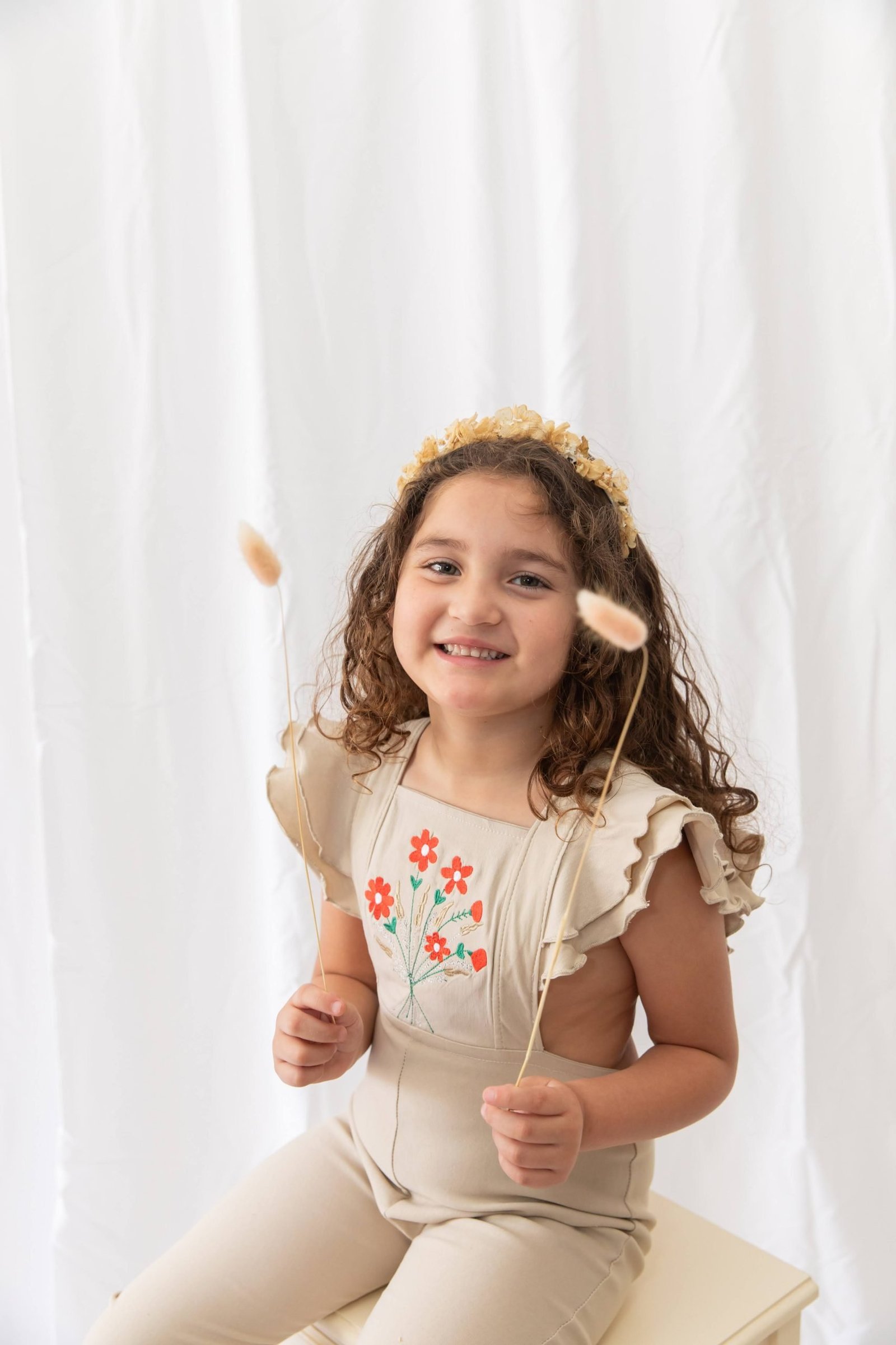 Jumper beige con Margaritas Bordadas - Imagen 4