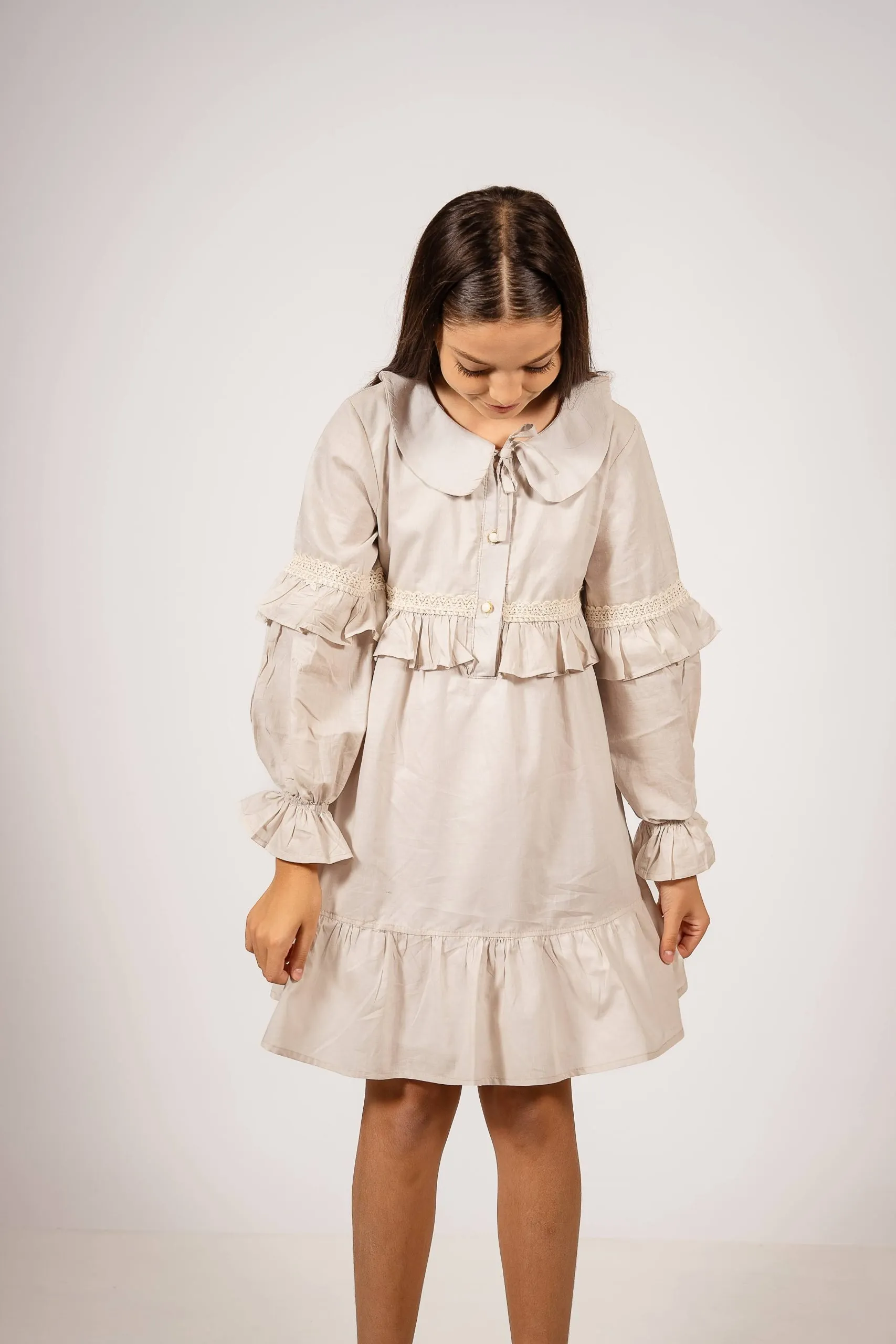 Vestido Amelia beige con puntilla - Imagen 4