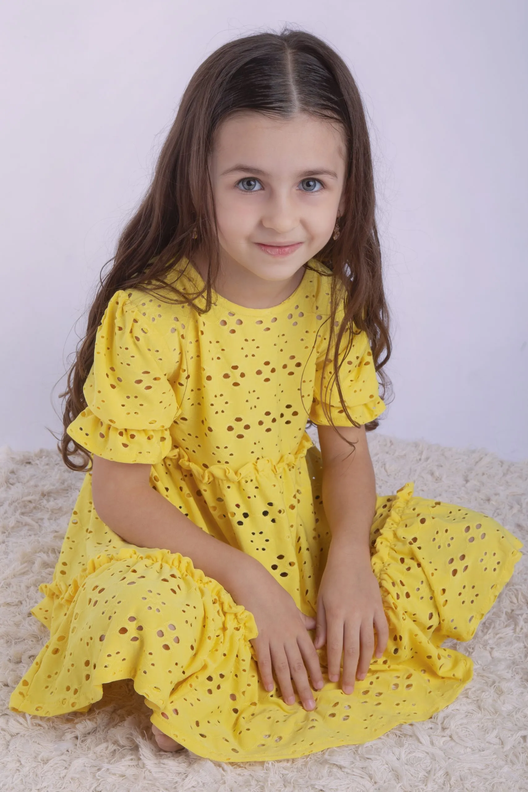 Vestido Renata de Broderie amarillo - Imagen 5