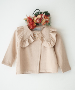 Saco Cora Modal con Frisa y Cuello Babero con Volados beige