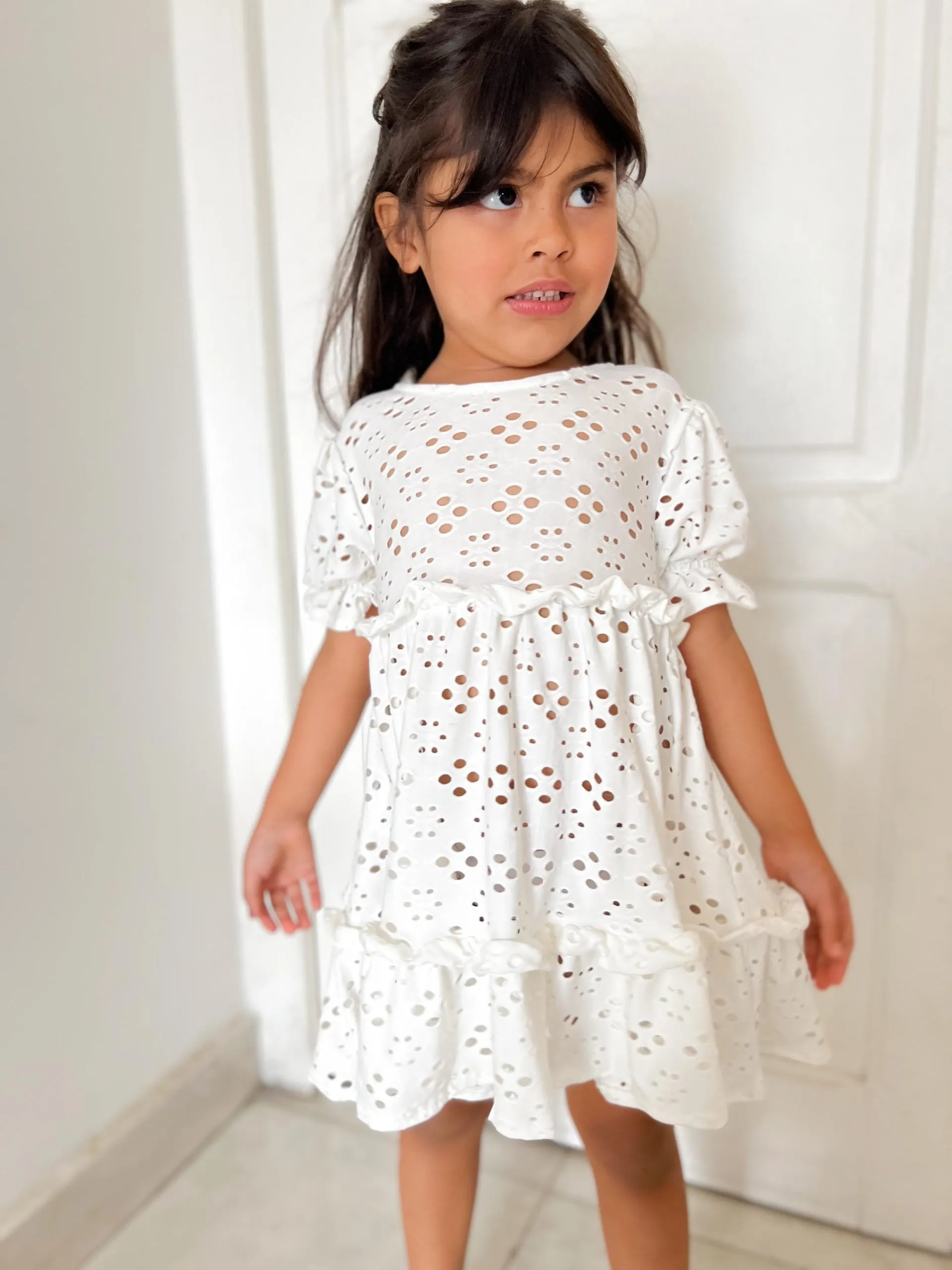 Vestido Renata de Broderie blanco Elastizado - Imagen 4