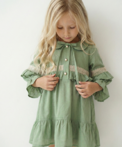 Vestido verde de voile para niñas con puntillas y mangas globo, diseño artesanal romántico