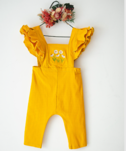 Jumper Mostaza con Margaritas Bordadas