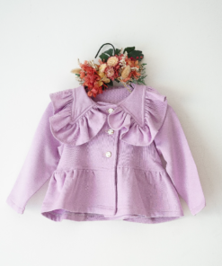 Saco lila con volados elegantes