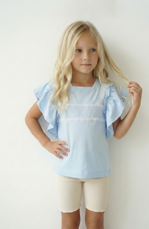 Remera infantil coquette de jersey Celeste | Begoña